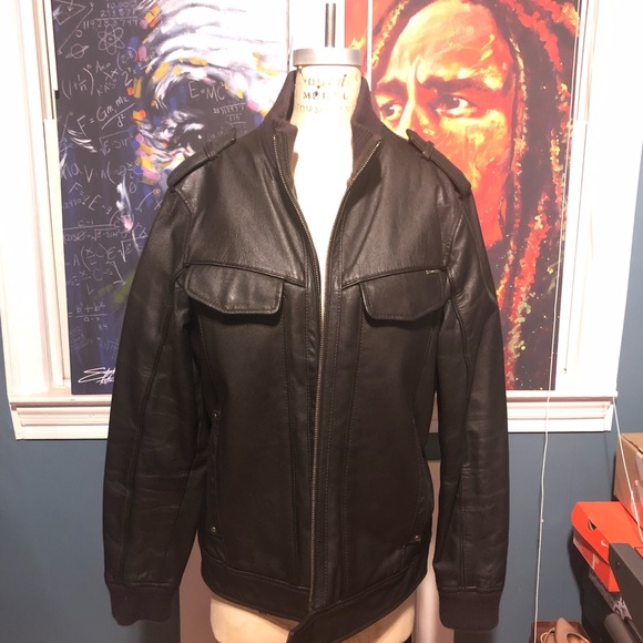 Vintage GUESS Leather Bomber Jacket - Picture 2 of 7